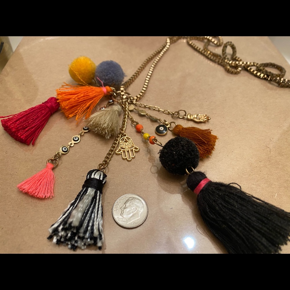 Long pendant necklace